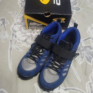 AXO Womens Cortina Cycling Shoe Size 7 EUC